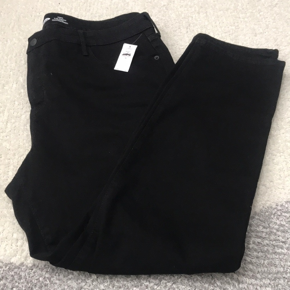 NWT- Old Navy- 18